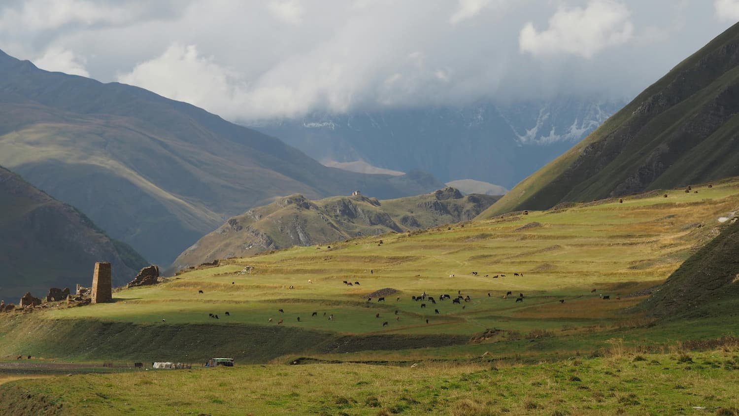 Old Tbilisi street scene